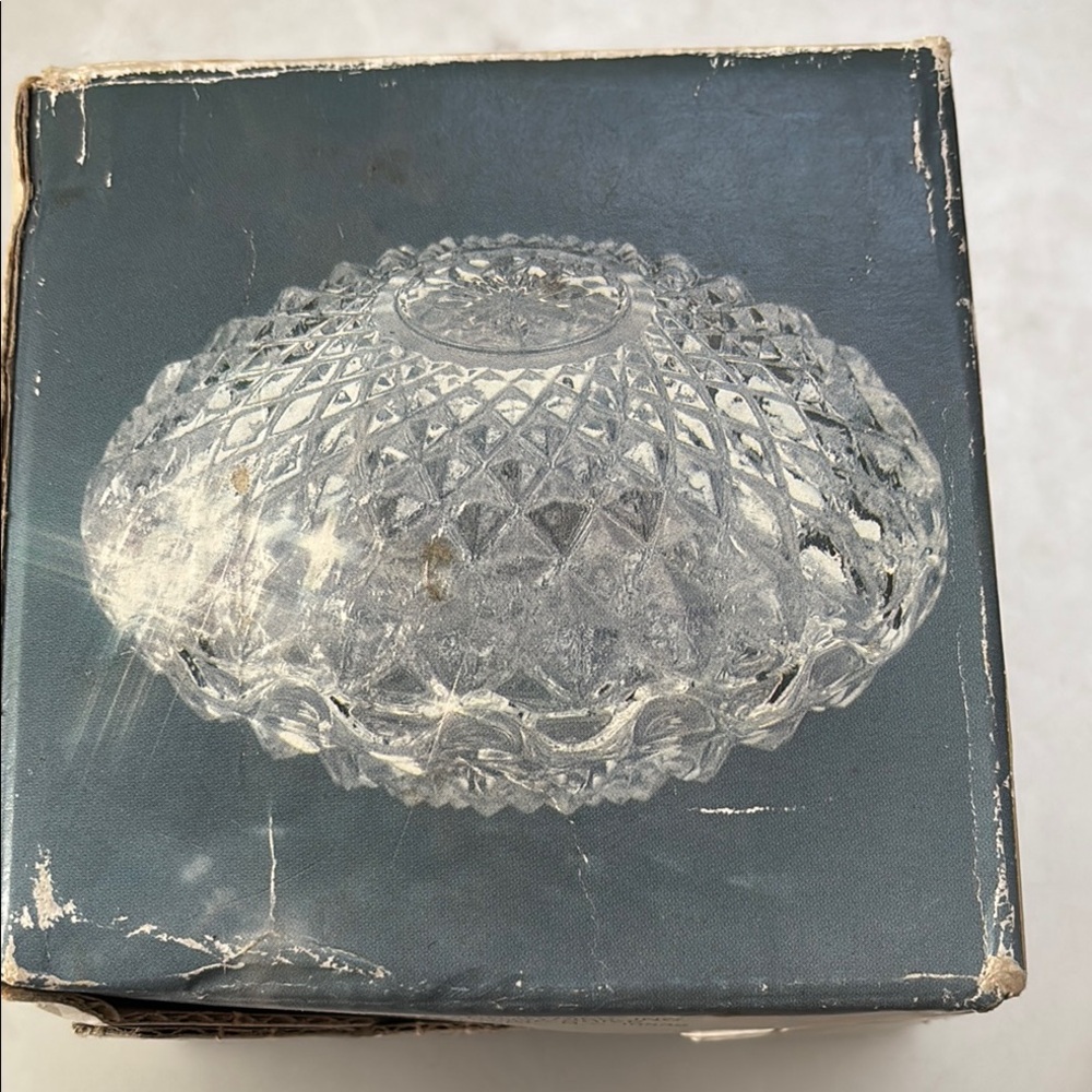 Elegant Crystal Glass Bowl
